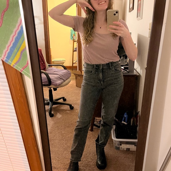 Everlane “High Rise Straight Jean” - Picture 5 of 5